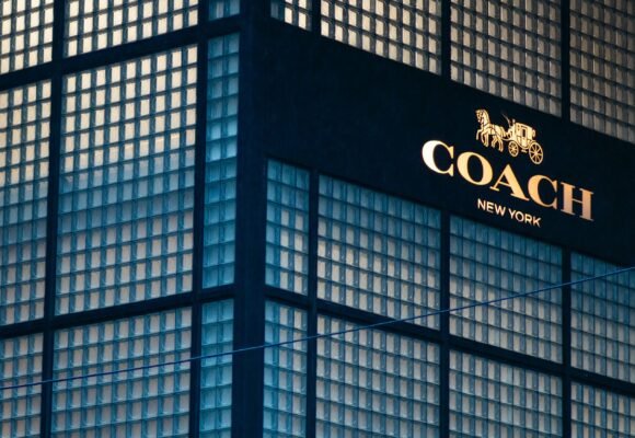 Tapestry Forecasts Strong Annual Profit as Coach Remains Hot