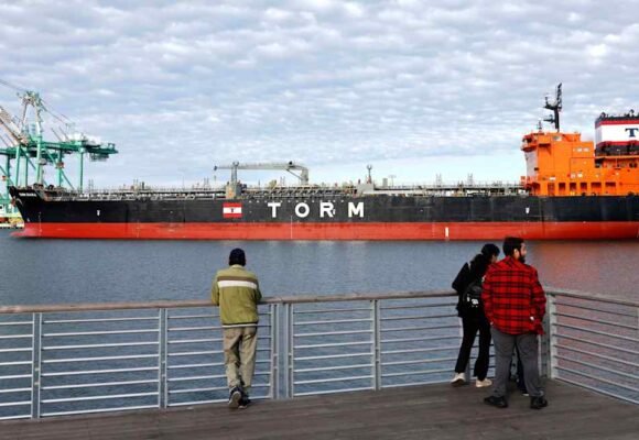 Iran war approaching Ukraine-style stalemate, says shipping boss